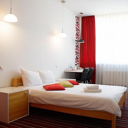 Hotel Kalyna คาร์คิฟ ภายนอก รูปภาพ