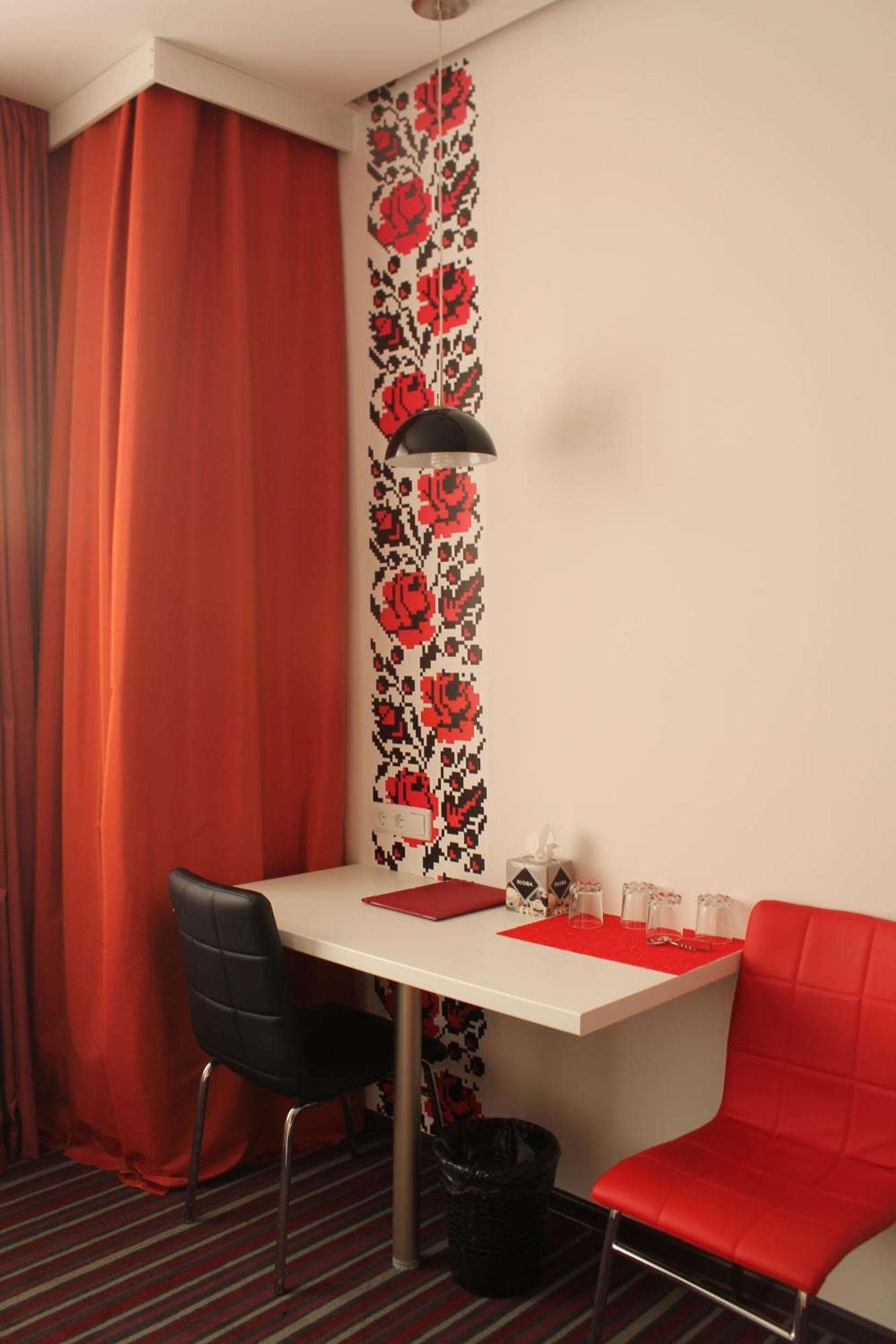 Hotel Kalyna คาร์คิฟ ภายนอก รูปภาพ
