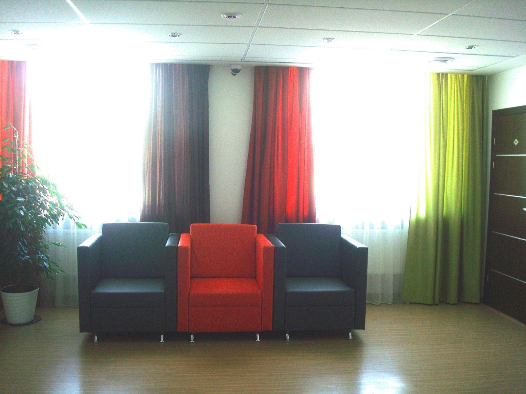 Hotel Kalyna คาร์คิฟ ภายนอก รูปภาพ