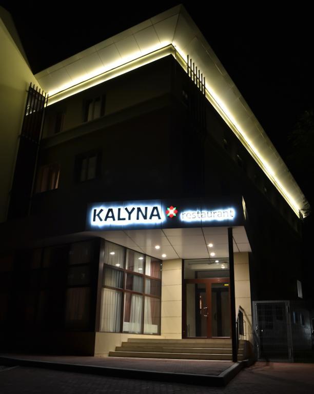 Hotel Kalyna คาร์คิฟ ภายนอก รูปภาพ